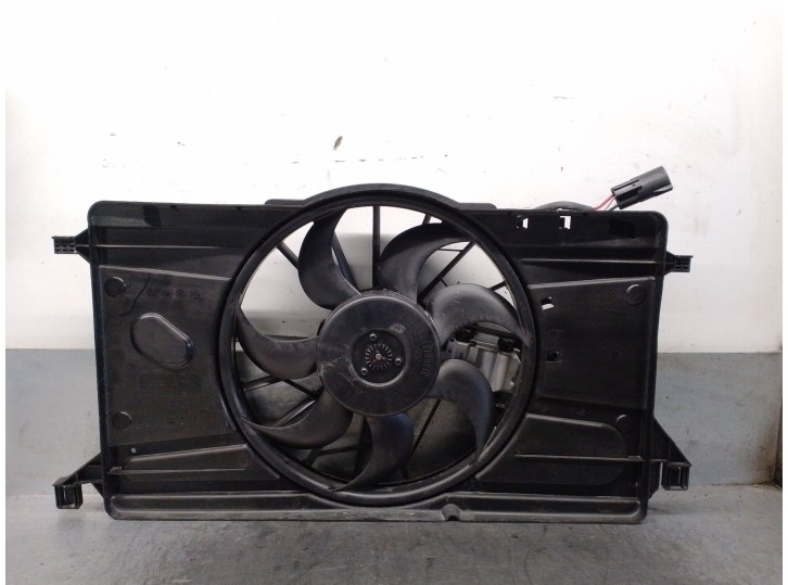 Recambio de electroventilador para volvo v50 (545) 2.0 d referencia OEM IAM 3M5H8C607TA 31261987 0130307131