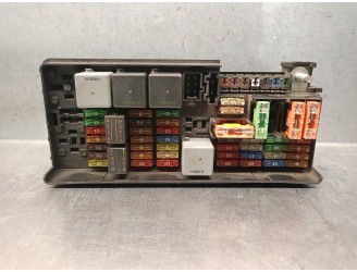 Recambio de caja reles / fusibles para mercedes-benz clase m (w164) ml 320 cdi 4-matic (164.122) referencia OEM IAM A1645400272 