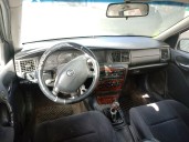 opel vectra b berlina del año 2000