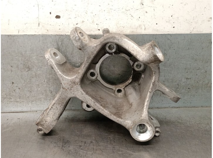 Recambio de mangueta trasera derecha para bmw 5 (f10) 520 d referencia OEM IAM 6793770 33326793770 