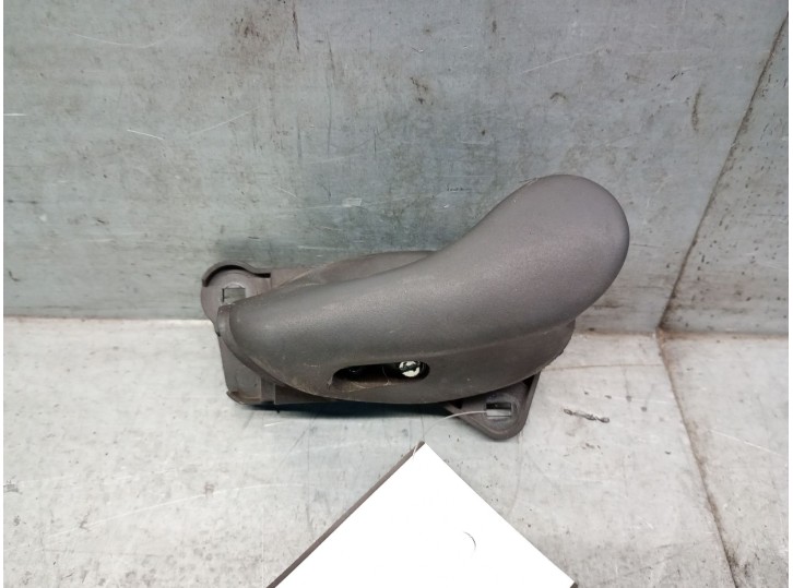 Recambio de maneta interior delantera izquierda para citroën jumper ii furgoneta (244) 2.8 hdi referencia OEM IAM 911757 911757 