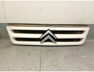 Recambio de rejilla delantera para citroën jumper ii furgoneta (244) 2.8 hdi referencia OEM IAM 1304699070 7804P9 
