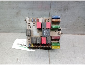Recambio de caja reles / fusibles para fiat stilo (192_) 1.4 16v (192axh1b, 192bxh1b) referencia OEM IAM 51732865 