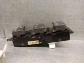 Recambio de mando elevalunas delantero izquierdo para kia carens iii monospace (un) 2.0 crdi 115 referencia OEM IAM 935701D2013W