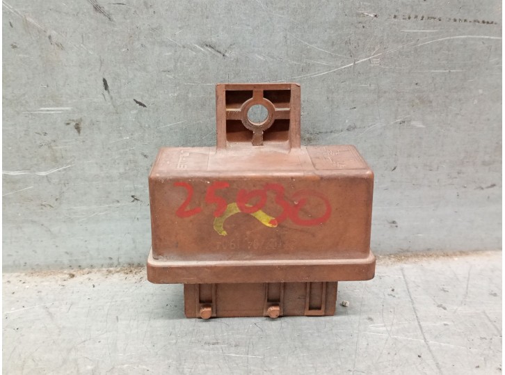 Replacement injection relay for Citroën Jumpy I van (BS_, BT_, BY_, BZ_) 2.0 HDi 95 OEM IAM reference 7456121314 