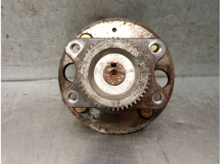 Recambio de mangueta trasera derecha para hyundai sonata iv (ef) 2.0 16v referencia OEM IAM 5273038102 5273038102 