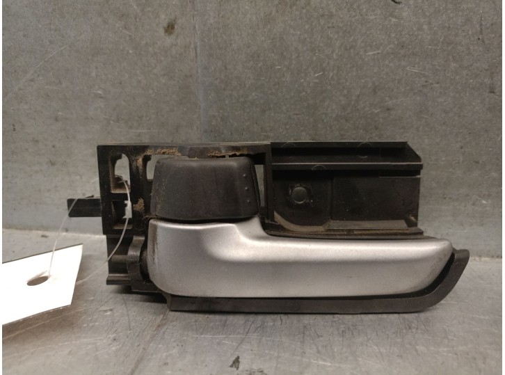 Recambio de maneta interior delantera izquierda para suzuki sx4 (ey, gy) 1.6 vvt (rw 416) referencia OEM IAM 8313062J30BWL 83130