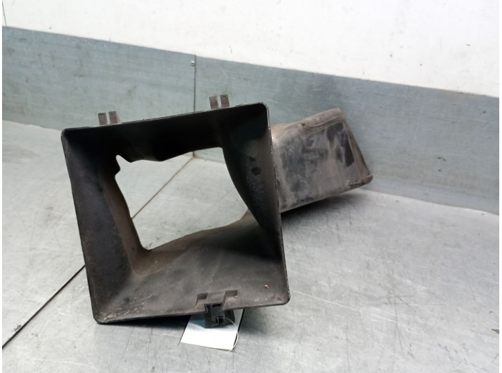 Recambio de calandra delantera de radiador para audi a4 b7 avant (8ed) 2.0 tfsi quattro referencia OEM IAM 8E0117335N 8E0117335N