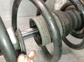 Recambio de amortiguador delantero derecho para jeep compass (mk49) 2.0 crd 4x4 referencia OEM IAM P05105174AG 510574AF 