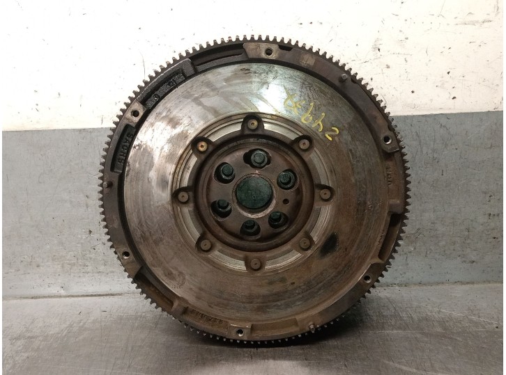 Replacement flywheel for Jeep Compass (MK49) 2.0 CRD 4x4 OEM IAM reference 5106019AA 5106019AA 