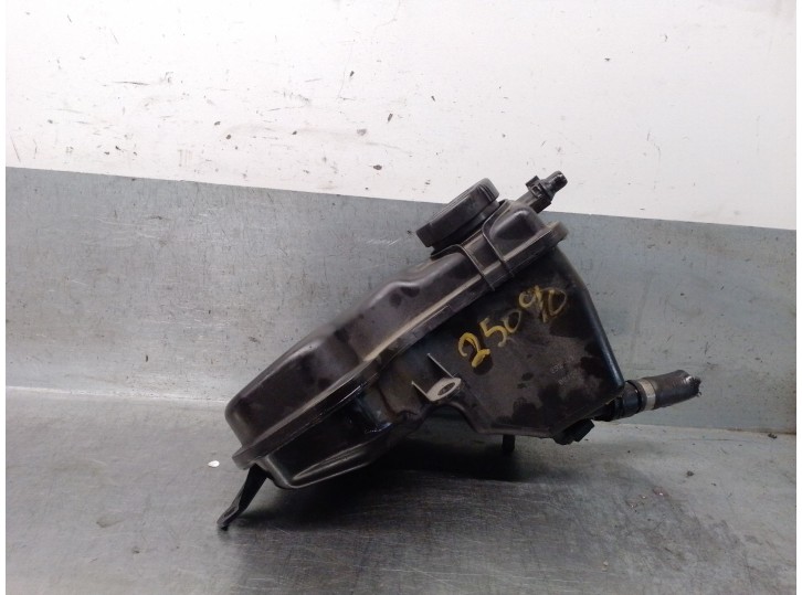 Recambio de deposito expansion para bmw x3 (e83) 2.0 sd referencia OEM IAM 1713780029301 17137800292 