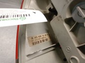 Recambio de piloto trasero derecho para mercedes-benz clase c (w202) c 220 (202.022) referencia OEM IAM 2028201064 A2028202266 