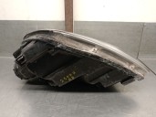 Replacement right headlight for Kia Carens III minivan (UN) 2.0 CRDi 115 OEM IAM reference 921021D020 921021D020 