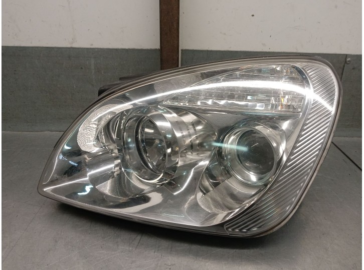 Recambio de faro izquierdo para kia carens iii monospace (un) 2.0 crdi 115 referencia OEM IAM 921011D020 921011D020 