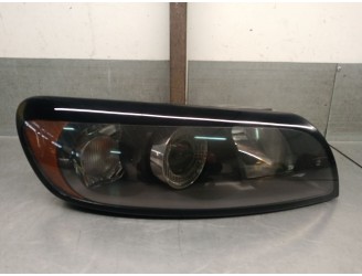 Recambio de faro derecho para volvo c30 (533) 2.4 i referencia OEM IAM 30657169 31335199 0301232202