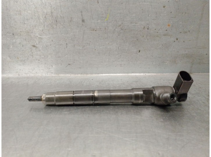 Recambio de inyector para volkswagen crafter furgoneta (sy_, sx_) 2.0 tdi referencia OEM IAM 03N130277M 