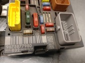 Recambio de caja reles / fusibles para peugeot 5008 (0u_, 0e_) 1.6 hdi referencia OEM IAM 9675877980 9675877980 