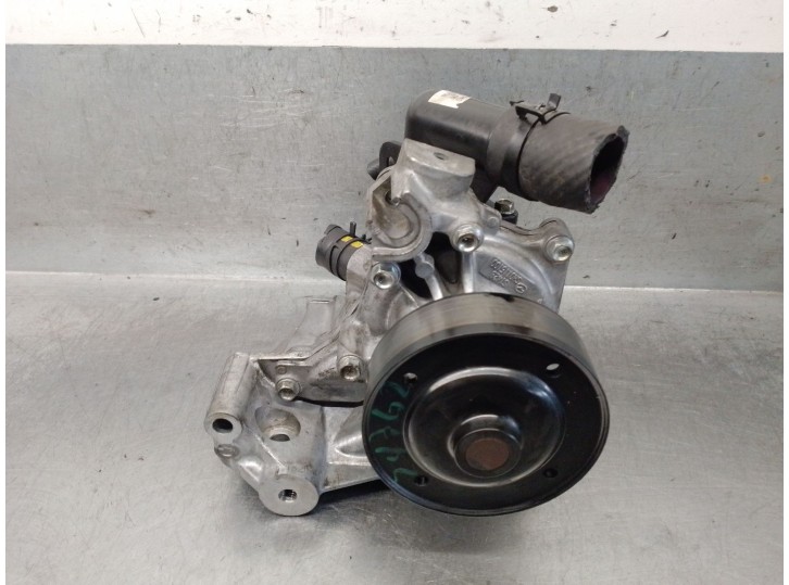 Recambio de bomba agua para mazda 6 sedán (gj, gl) 2.2 d (gj2fp) referencia OEM IAM SH01151H0 SH0115010A 