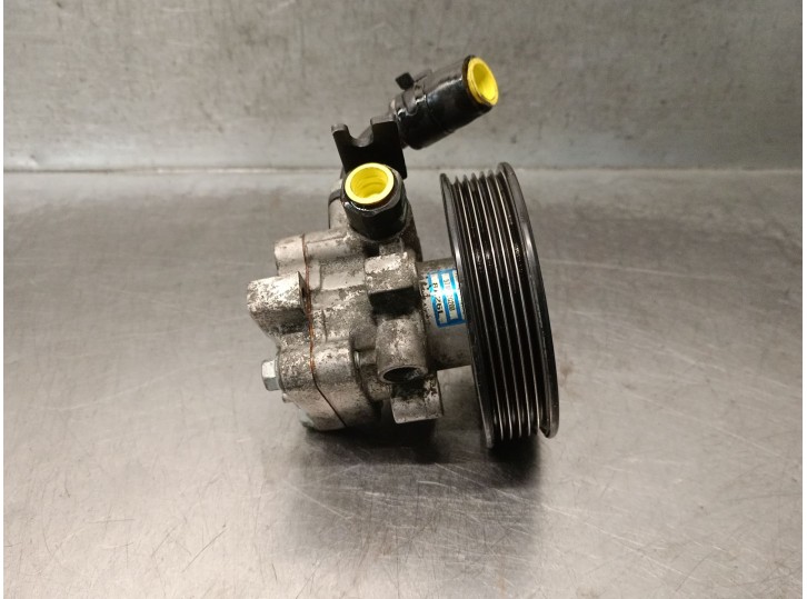Recambio de bomba servodireccion para kia carens iii monospace (un) 2.0 crdi 115 referencia OEM IAM 571002G200 571002G200 