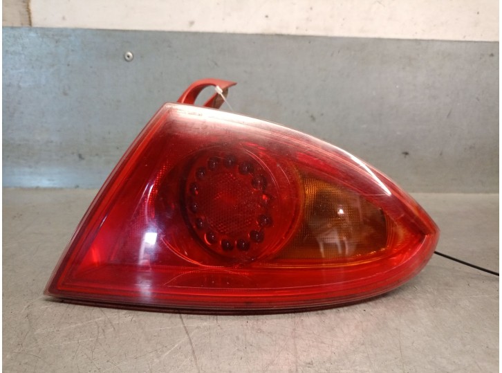 Recambio de piloto trasero derecho para seat leon (1p1) 2.0 tdi 16v referencia OEM IAM 1P0945112C 1P0945112C 