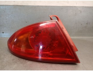 Recambio de piloto trasero izquierdo para seat leon (1p1) 2.0 tdi 16v referencia OEM IAM 1P0945111C 1P0945111C 