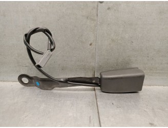 Replacement right front seatbelt buckle for Mazda CX-5 (KF) 2.0 Skyactiv-G AWD OEM IAM reference 1135550 1135550 