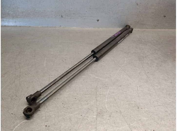 Recambio de amortiguadores maletero / porton para seat leon (1p1) 2.0 tdi 16v referencia OEM IAM 1P0827550A 1P0827550A 