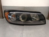 Recambio de faro derecho para volvo c30 (533) 1.8 referencia OEM IAM 30657169 31335200 0301232202
