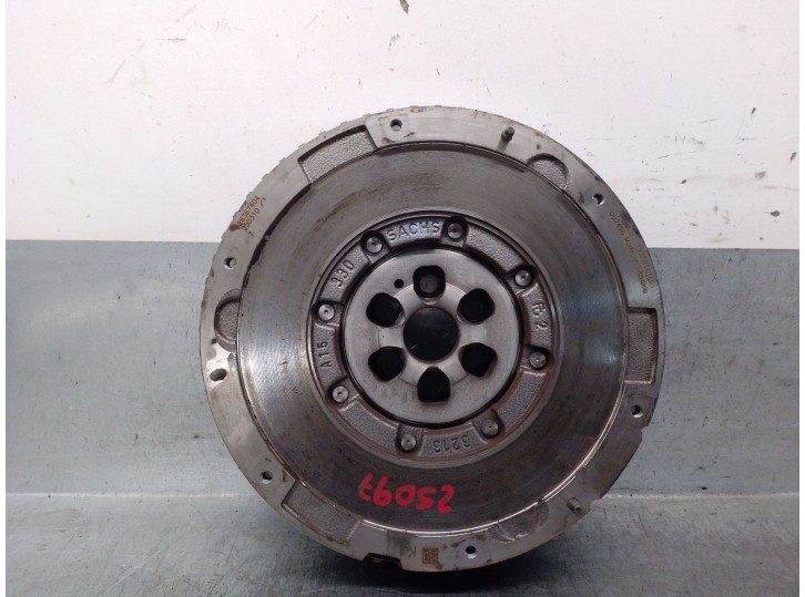 Replacement flywheel for Dacia Bigster DJF/SG2/MH6XB16M500B OEM IAM reference 123103636R 