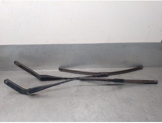 Recambio de brazo limpia delantero derecho para bmw x1 (e84) sdrive 20 d referencia OEM IAM 61612990029 61612990029 