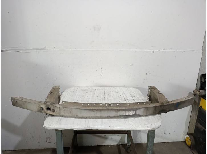 Recambio de refuerzo paragolpes delantero para mercedes-benz clase e (w212) e 200 cdi / bluetec (212.005, 212.006) referencia OE