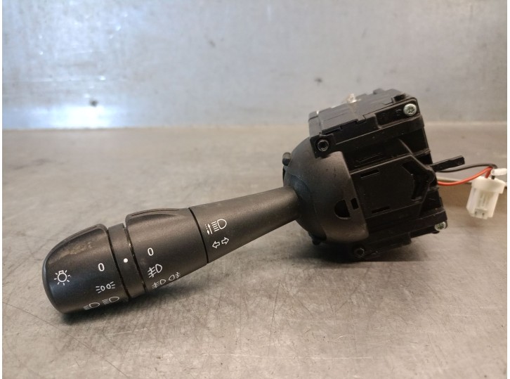 Recambio de mando luces para renault captur i (j5_, h5_) 1.5 dci 90 referencia OEM IAM 8201167992 8201167992 