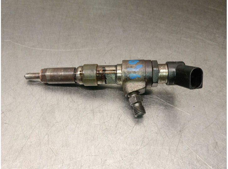 Recambio de inyector para peugeot 5008 (0u_, 0e_) 1.6 hdi referencia OEM IAM 9802448680 50274V05