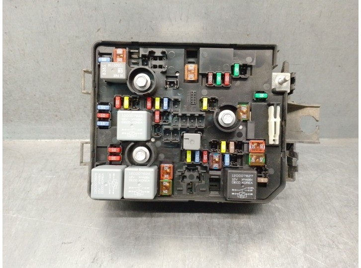 Recambio de caja reles / fusibles para opel corsa e (x15) 1.4 (08, 68) referencia OEM IAM 39117551 