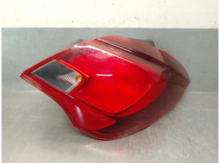 Recambio de piloto trasero derecho para opel corsa e (x15) 1.4 (08, 68) referencia OEM IAM 39068623 13454497 0287414338