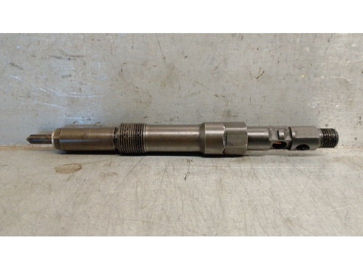 Recambio de inyector para ford mondeo iii sedán (b4y) 2.0 tdci referencia OEM IAM 3S7Q9K546BB EJDR00501Z DELPHI