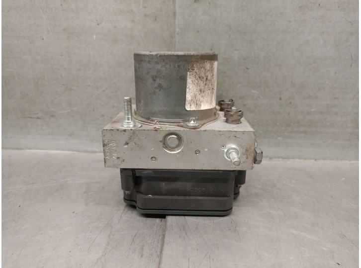 Recambio de abs para renault master iii furgon ma / fm9t / myb23061a3t0 2.3 diesel referencia OEM IAM 476609378R 476606204R 0265