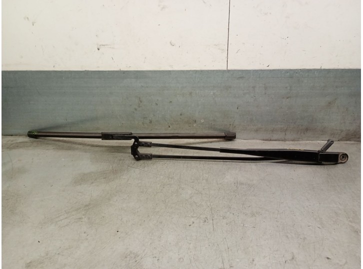 Recambio de brazo limpia delantero derecho para toyota aygo (_b1_) 1.0 (kgb10_) referencia OEM IAM 852210H010 852210H010 