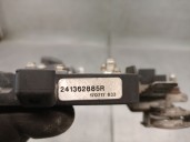 Recambio de caja reles / fusibles para renault master iii furgon ma / fm9t / myb23061a3t0 2.3 diesel referencia OEM IAM 24136288