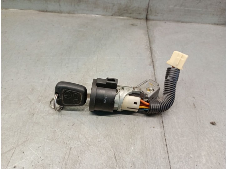 Recambio de conmutador de arranque para toyota aygo (_b1_) 1.0 (kgb10_) referencia OEM IAM 690570H011 690570H011 