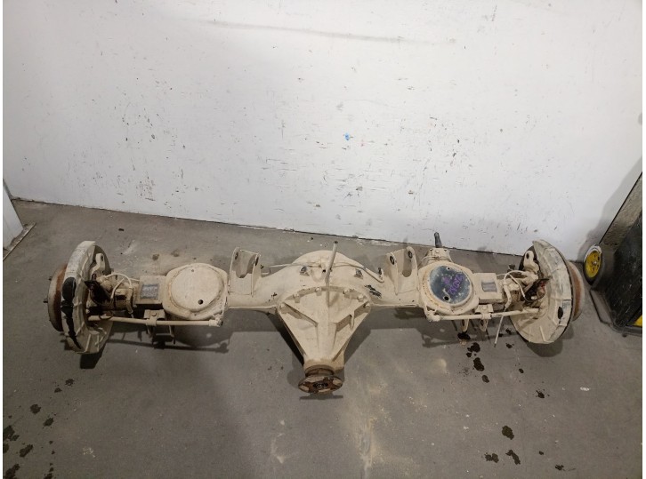 Recambio de puente trasero para hyundai terracan (hp) 2.9 crdi 4wd referencia OEM IAM 52100H1121 