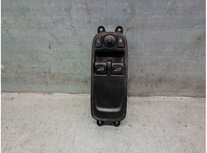 Recambio de mando elevalunas delantero izquierdo para volvo c30 (533) 2.4 i referencia OEM IAM 30773208 31295124 