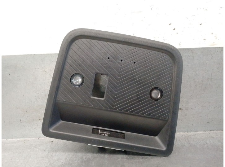 Recambio de luz interior para dacia bigster djf/sg2/mh6xb16m500b referencia OEM IAM 969813579R 