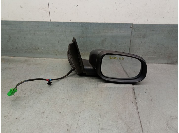 Replacement right wing mirror for Volvo C30 (533) 2.4 i OEM IAM reference 30657328 30799945 
