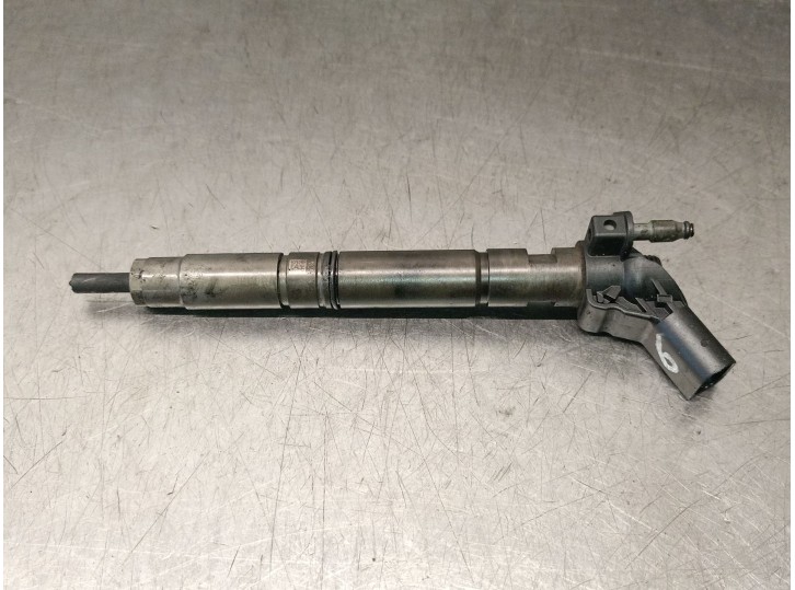 Recambio de inyector para audi q7 (4mb, 4mg, 4mq) sq7 tdi quattro referencia OEM IAM 057130277BE 0445118013