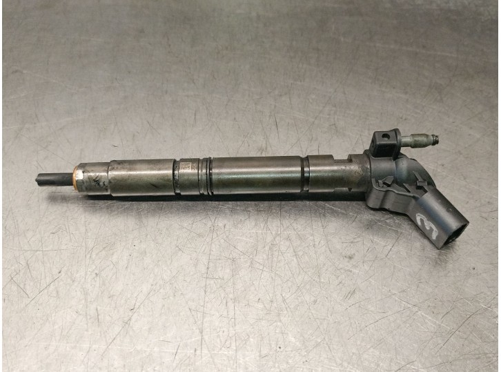 Recambio de inyector para audi q7 (4mb, 4mg, 4mq) sq7 tdi quattro referencia OEM IAM 057130277BE 0445118013