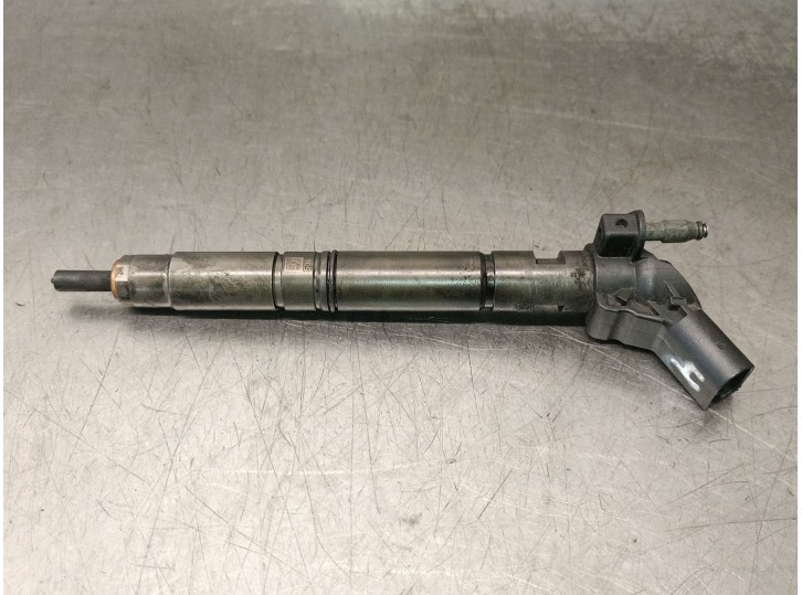 Recambio de inyector para audi q7 (4mb, 4mg, 4mq) sq7 tdi quattro referencia OEM IAM 057130277BE 0445118013