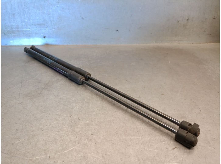 Recambio de amortiguadores maletero / porton para volkswagen polo vi (aw1, bz1, ae1) 1.0 tsi referencia OEM IAM 2G6827550B 2G682