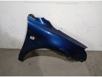 Recambio de aleta delantera derecha para toyota avensis station wagon (_t25_) 2.4 (azt251_) referencia OEM IAM 5381105020 538110