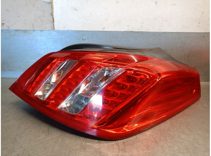 Replacement right rear light for Peugeot 508 I (8D_) 1.6 HDi OEM IAM reference 9686293680A 6350LL 